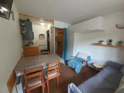 Appartement à Valfréjus, Studio 2/3 pers à 20m du télécabine, cuisine équipée, balcon sud, animaux admis - L1016549