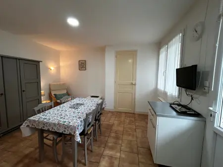 Studio idéal entre centre-ville et Thermes avec jardin et WIFI - Photo 9