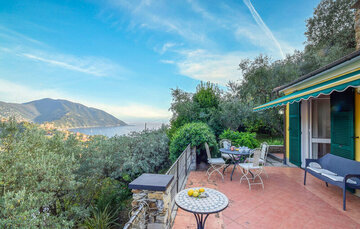 Location House in Recco ILL099 N°1016730