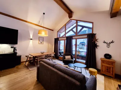 Appartement à La Plagne Montalbert , Duplex rénové au centre avec parking et wifi - L1016770