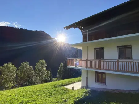 Chalet 6 pièces neuf, 12 pers, 3 sdb, parking, terrasse, proche remontées - Photo 29