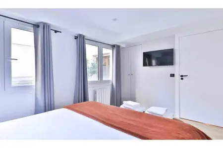 EC-1-PELEE-C, Appartement 10 personnes à Paris - Photo 10