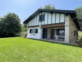 Casa rural en Sare,Charmante maison basque à Sare avec grand jardin et Wi-Fi FR-1-384-916 N°1017260