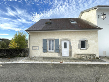 Location Gite in Moumour,Maison cosy avec jardin et terrasse, climatisation, wifi à Moumour FR-1-384-919 N°1017262