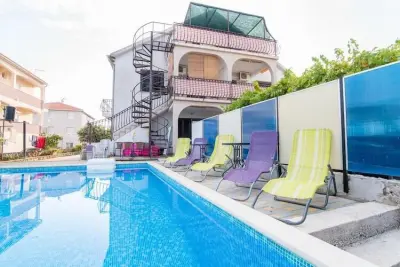 Appartement à Okrug Gornji, Apartments Fidelis - Two Bedroom Apartment with Terrace(6) - L1017302