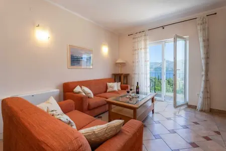 Villa Alegria Cavtat - Two Bedroom Apartment with Balcony and Sea View (Apartment B) - Photo 10