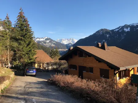 Chalet spacieux 12 pers, 4 ch, 4 sdb, cuisine équipée, parking, cheminée - Photo 17