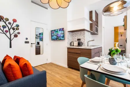 JCM-18-POISSONNIERE-2, Appartement 5 personnes à Paris - Photo 1