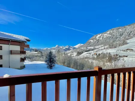 Appartement cosy avec piscine et parking, au pied des pistes - Photo 1