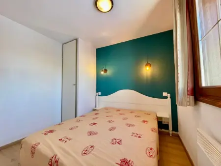 Appartement cosy avec piscine et parking, au pied des pistes - Photo 4