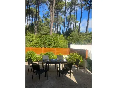 Maison à Saint Jean de Monts, Maison avec Piscine Chauffée, Terrasse et Parking - Proche Plage et Forêt - L1017610