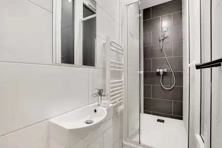 DM-47-MAGENTA, Appartement 10 personnes à Paris - Photo 4