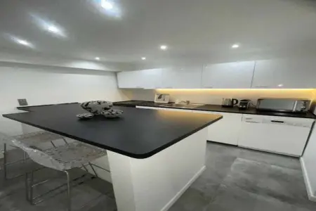 BT-48-DANTIN-9, Appartement 2 personnes à Paris - Photo 3