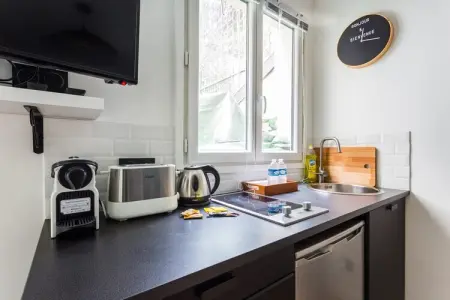 DP-120-ANTOINE-16, Appartement 2 personnes à Paris - Photo 2