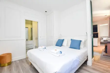 BZ-49-TREVISE, Appartement 7 personnes à Paris - Photo 3