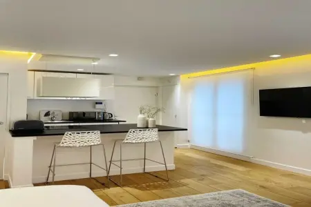 BT-48-DANTIN-7, Appartement 2 personnes à Paris - Photo 5