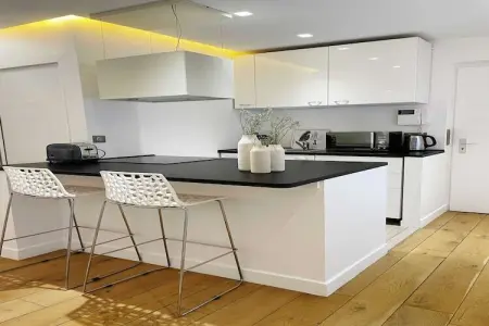 BT-48-DANTIN-7, Appartement 2 personnes à Paris - Photo 8