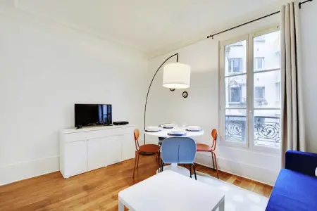 VM-9-JONQUIERE-3, Appartement 4 personnes à Paris - Photo 1