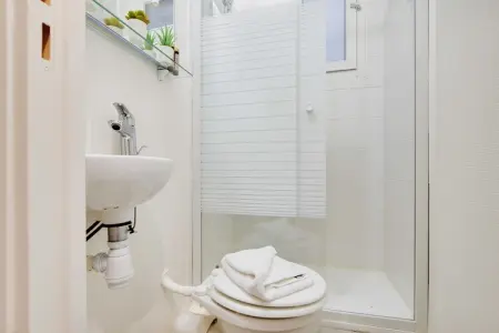 VM-9-JONQUIERE-3, Appartement 4 personnes à Paris - Photo 4