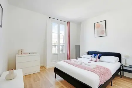 VM-9-JONQUIERE-6, Appartement 4 personnes à Paris - Photo 3