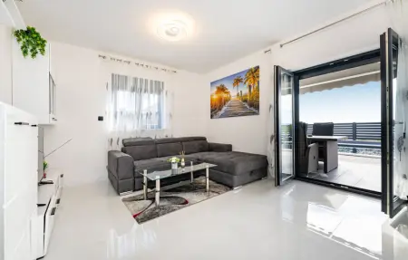 Location Maison 8 personnes à Maslenica - Photo 2