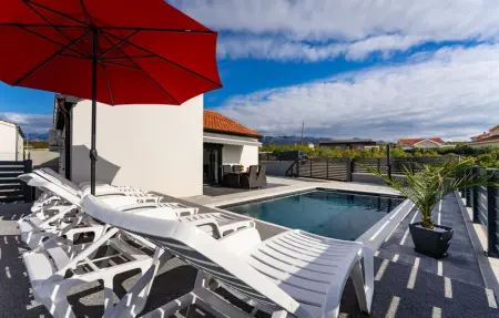 Location Maison 8 personnes à Maslenica - Photo 9