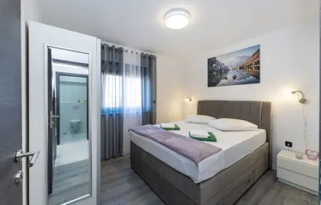 Location Maison 8 personnes à Maslenica - Photo 18