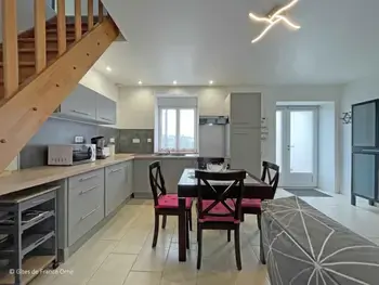 Casa rural en SAINT PIERRE DU REGARD,Gîte lumineux rénové avec animaux acceptés, parking et WIFI en Suisse Normande FR-1-497-223 N°1018240