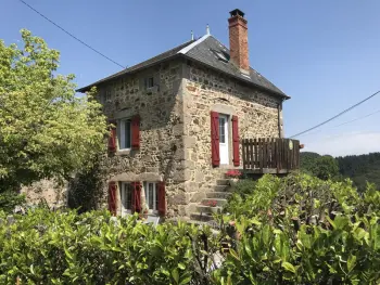 Gite à Ferrières sur Sichon,Maison familiale avec jardin clos, cheminée, animaux acceptés et internet à Ferrières-sur-Sichon FR-1-489-552 N°1018534