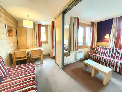 Appartement à La Plagne Tarentaise, Chaleureux appartement à Plagne 1800 avec piscine, proche commodités - L1018626