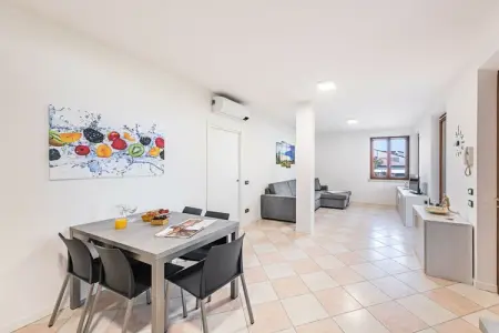372373, Maison 5 personnes à Desenzano del Garda - Photo 12