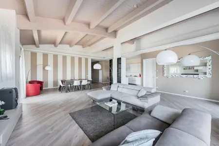 430995, Maison 8 personnes à Brescia - Photo 11