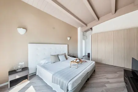 430995, Maison 8 personnes à Brescia - Photo 17