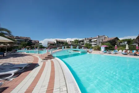 444304, Maison 3 personnes à Desenzano del Garda - Photo 3