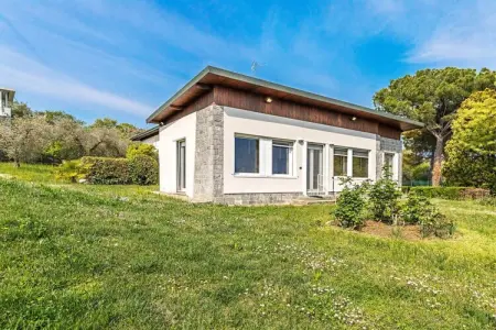 269262, Maison 9 personnes à Padenghe sul Garda - Photo 4