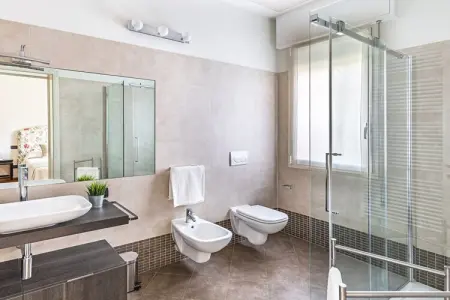 269262, Maison 9 personnes à Padenghe sul Garda - Photo 18