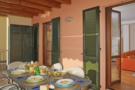 446557, Maison 6 personnes à Toscolano Maderno - Photo 2