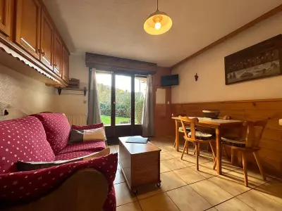 Appartement à Morillon Village, Charmant studio rénové proche télécabine avec terrasse et parking - L1019295