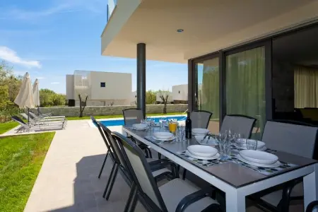 Villa Amaris, Villa à Novigrad avec Piscine et Terrasse - Photo 22