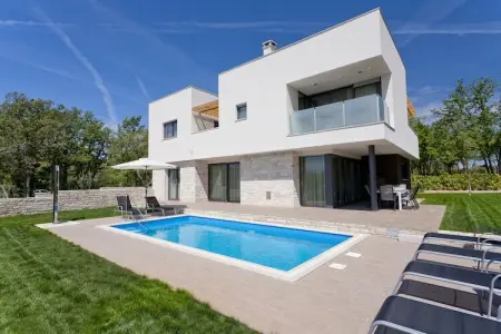 Villa Amaris, Villa à Novigrad avec Piscine et Terrasse - Photo 25
