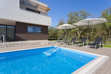 Villa Amaris, Villa à Novigrad avec Piscine et Terrasse - Photo 28