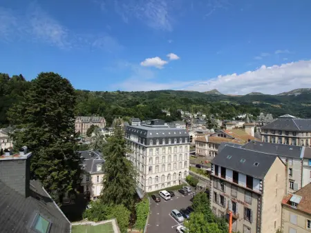 T2 Confortable avec WiFi proche thermes, Appartement 2 personnes à La Bourboule - Photo 7