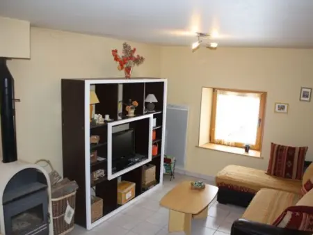 Gîte confortable près de Gérardmer avec terrasse et accueil chaleureux - Photo 1