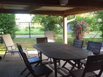 Cottage in Pierrepont sur l'Arentèle,Gîte spacieux avec jardin, proche Épinal, Wi-Fi FR-1-589-686 N°1019694