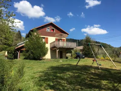 Gite à Ventron, Chalet familial Vosges avec baby-foot et animaux admis FR-1-589-688 N°1019696