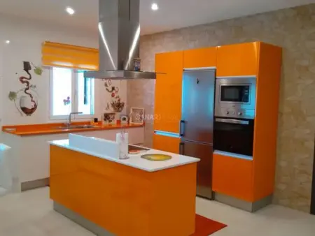 Maison neuve avec piscine privée chauffée à La Oliva - Photo 3