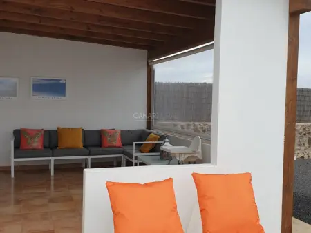 Maison rénovée avec jardin à La Oliva, proche plages - Photo 17