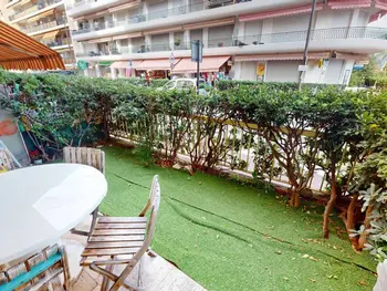 Wohnung in Roquebrune Cap Martin,Studio RDJ avec terrasse, bord de mer, WIFI, animaux acceptés FR-1-196-367 N°1019960