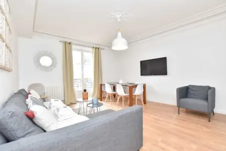 FM-4-VILLEDO-D, Appartement 6 personnes à Paris - Photo 9