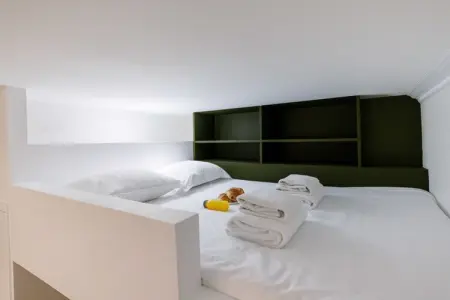 Appartement à Paris, RC-17-DUPERRE - L1020466